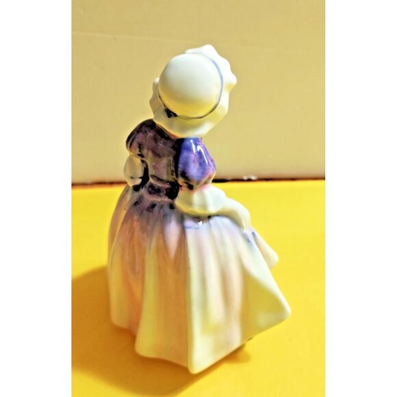 Vintage Royal Doulton Figurines "Dinky Doo HN1678" & "Bo Peep HN1811" 1930's - Picture 15 of 16